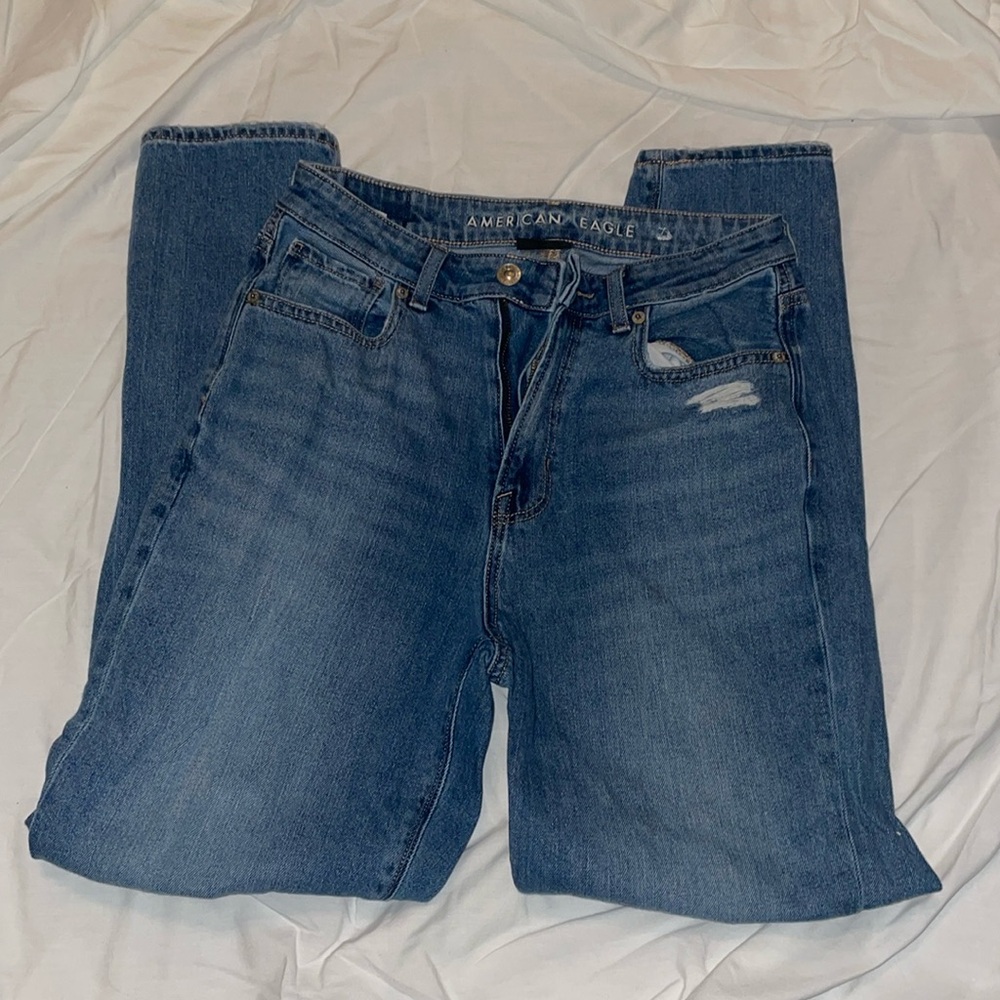 American Eagle | Mom Jean | Size 2